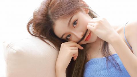 王毅会见伊朗外长阿拉格齐